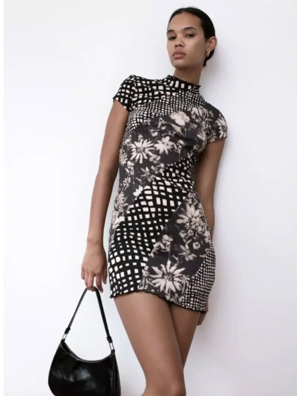 Urban Outfitters Nina Spliced Black Bodycon Mini Dress XS Printed